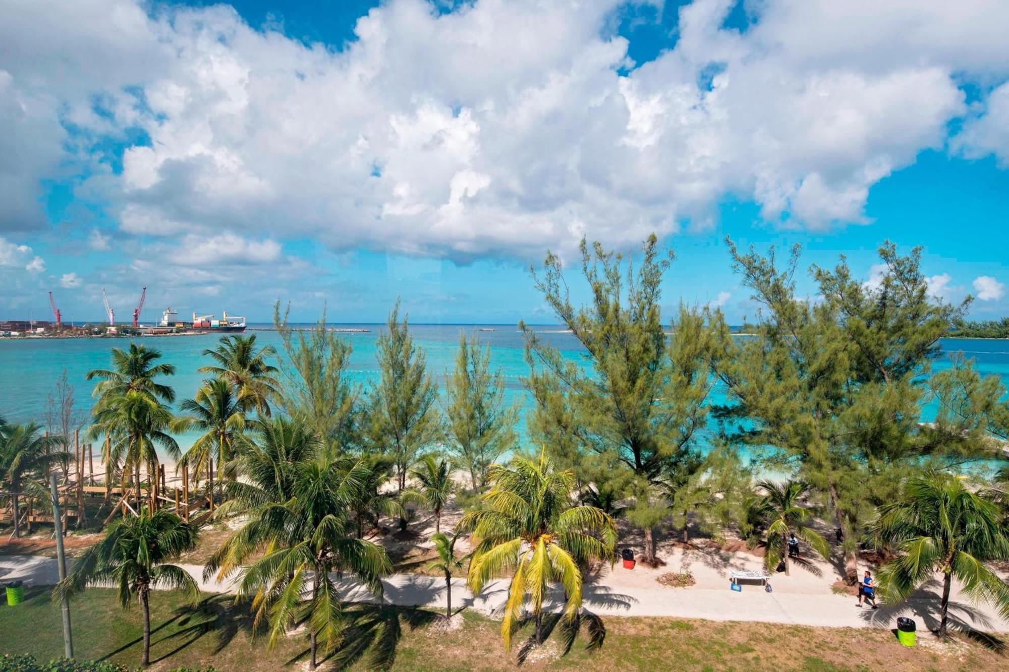 Courtyard By Marriott Nassau Downtown/Junkanoo Beach Bagian luar foto