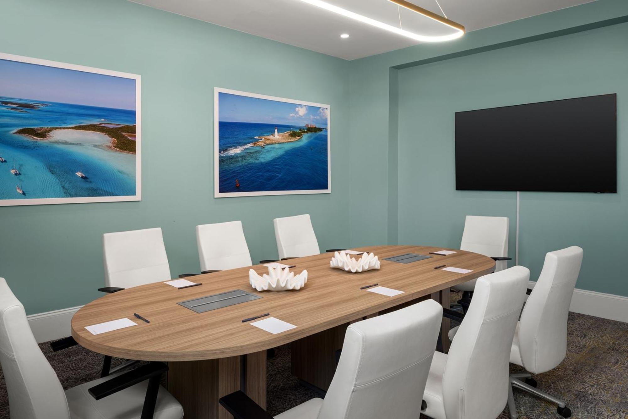 Courtyard By Marriott Nassau Downtown/Junkanoo Beach Bagian luar foto