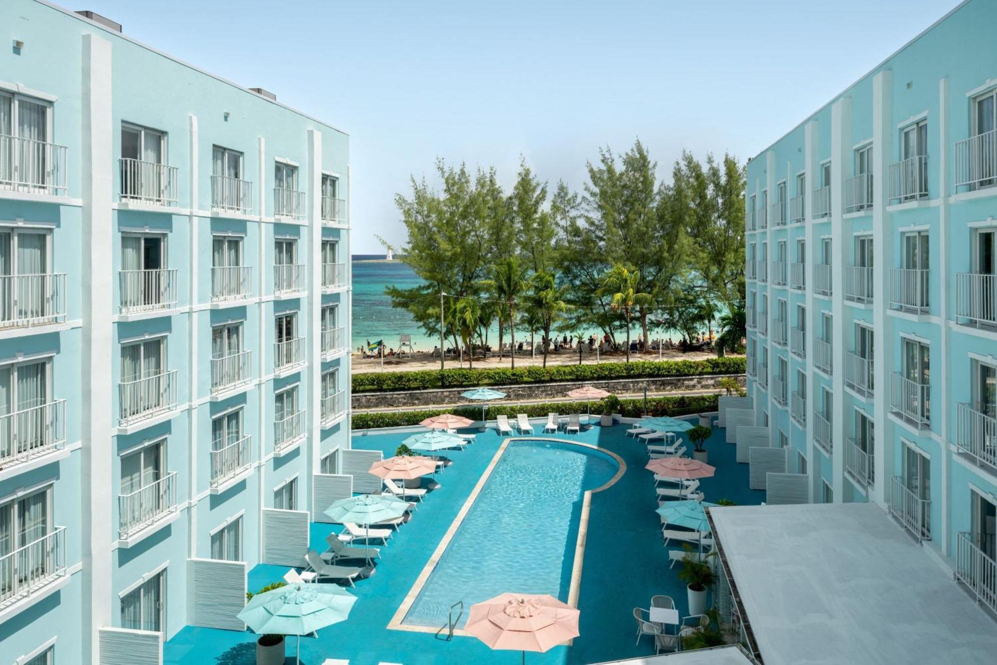 Courtyard By Marriott Nassau Downtown/Junkanoo Beach Bagian luar foto