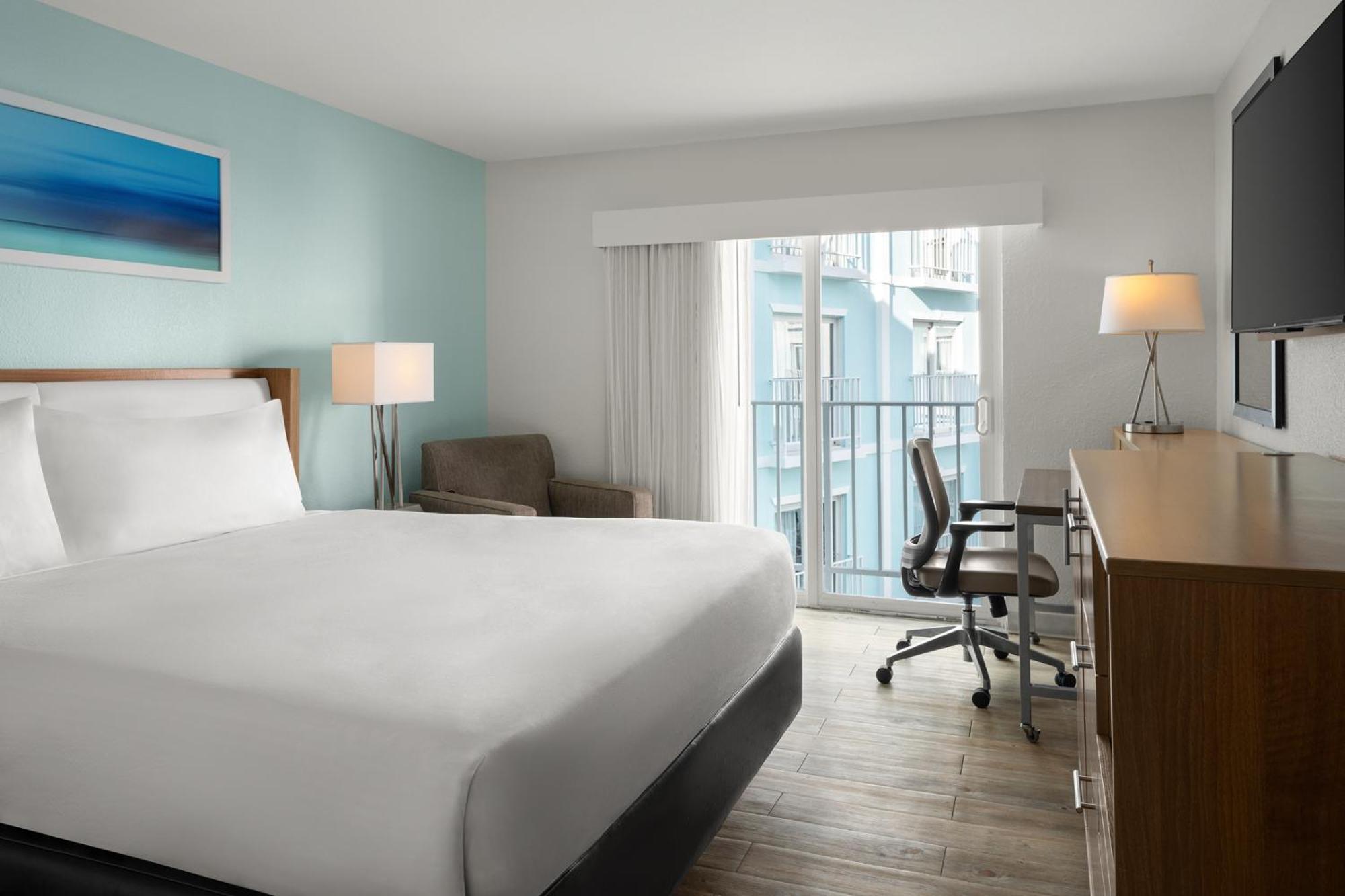 Courtyard By Marriott Nassau Downtown/Junkanoo Beach Bagian luar foto